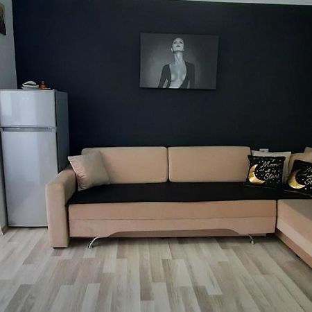 Apartament Clara Permet公寓 外观 照片