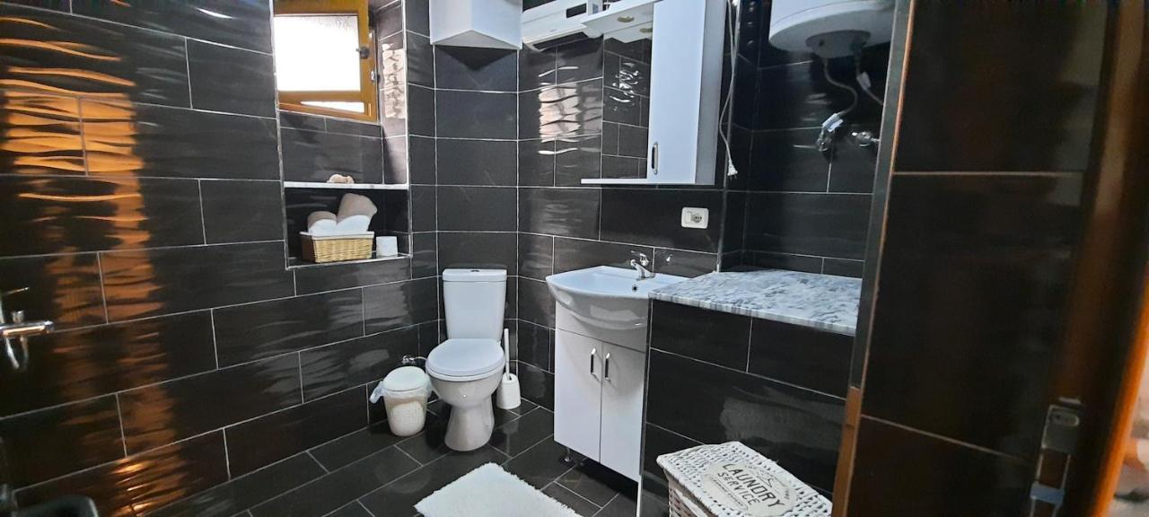 Apartament Clara Permet公寓 外观 照片