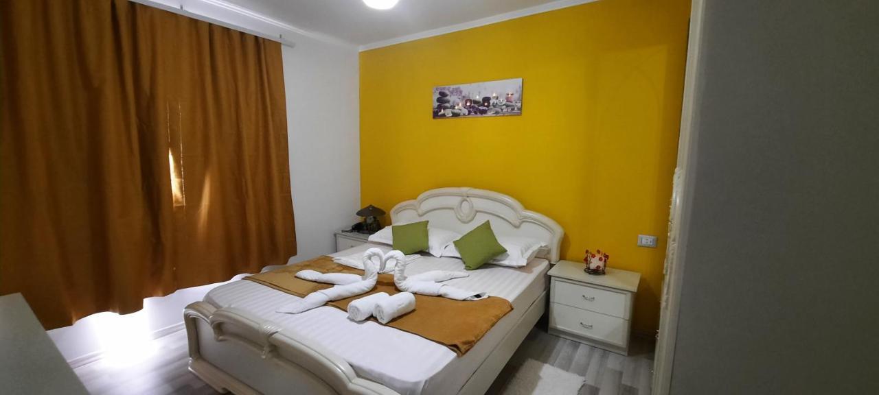 Apartament Clara Permet公寓 外观 照片