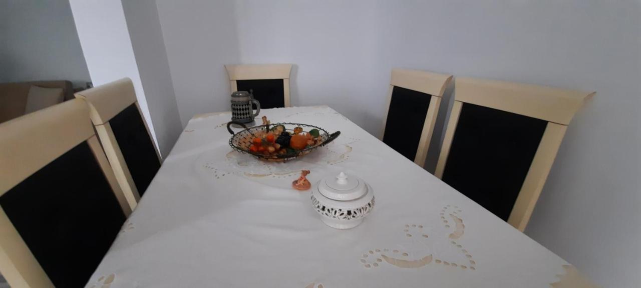 Apartament Clara Permet公寓 外观 照片